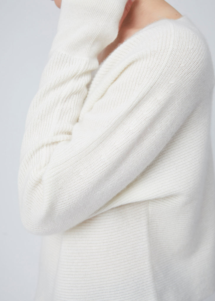 Layla Thumb-Hole Cashmere Sweater
